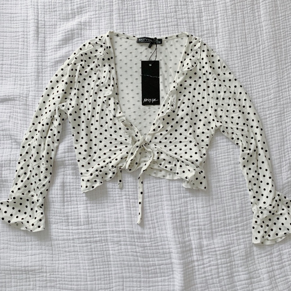 Women's Nasty Gal Polka Dot Ruffle Tie Front Crop Top